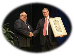 Dave Gobis Presented with TCNA Tile Person of the Year Award