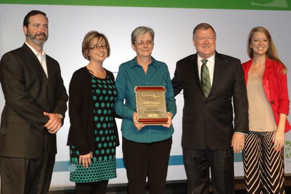 CRI chairman David Jolly presented The Chairman's Award posthumously to John Garger, longtime Tandus employee. Garger's wife and daughters accepted the award. (From l to r David Jolly, Jessi Garger Presley, Ginny Garger, Joe Yarbrough and Brittany Garger)